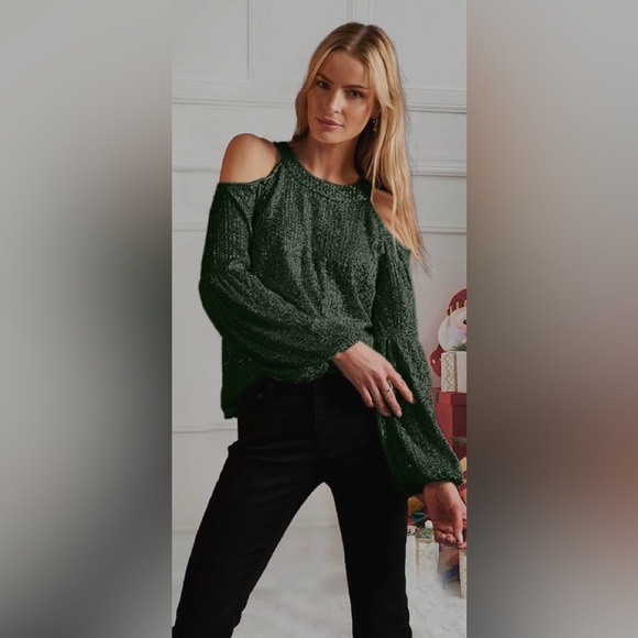 NWOT Blanches Sequin Top Long Sleeve Crew Tunic open shoulder Top - Picture 3 of 13